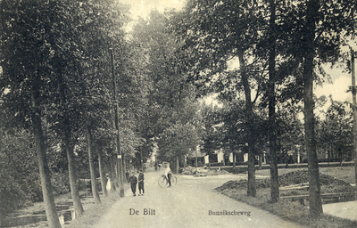 8070 Gezicht op de Bunnikseweg te De Bilt uit het noorden.N.B. Dit gedeelte van de Bunnikseweg werd ook wel de ...